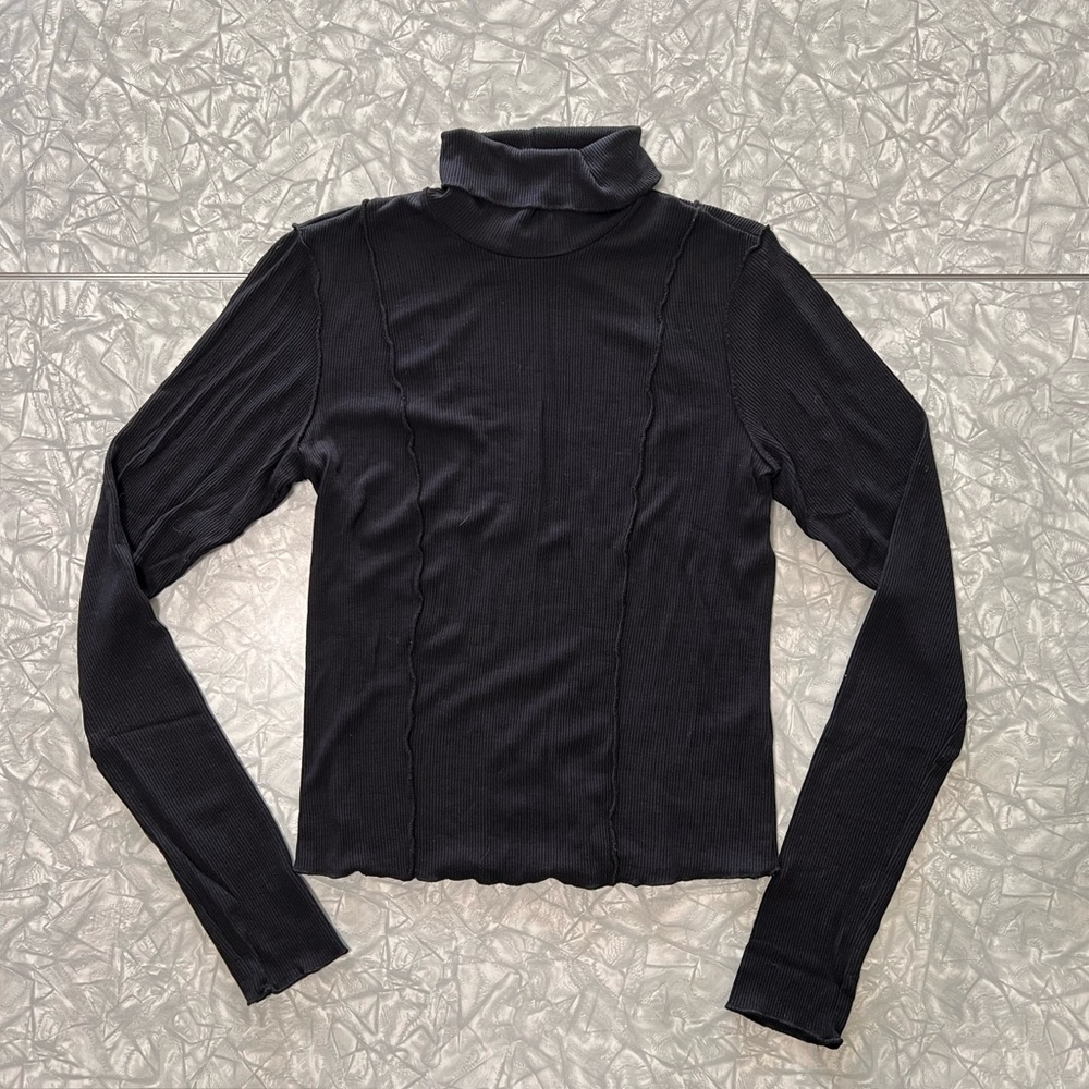 Wild Fable Black Long Sleeve Turtleneck Top